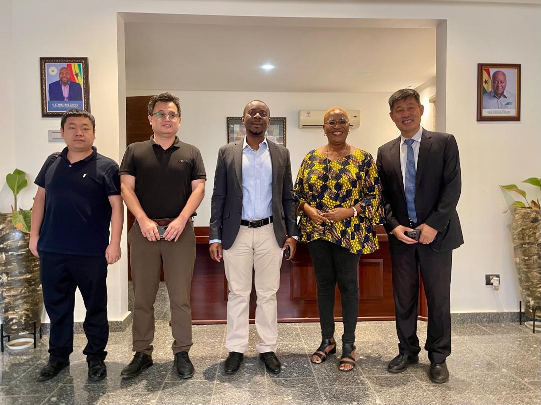 MICTON CONSULT REPRESENTATIVES with SHAANXI HUAJIN ENGINEERING CO. LTD.